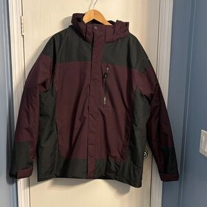 32 Degrees Heat Men's Black and Burgundy Performance 2 in 1 Jacket